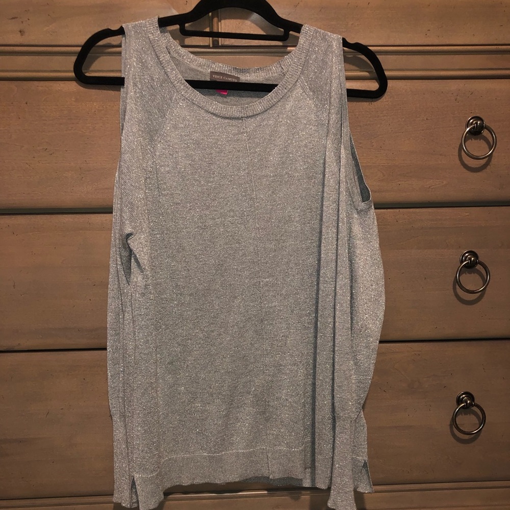 Vinci Camuto Cold Shoulder Top